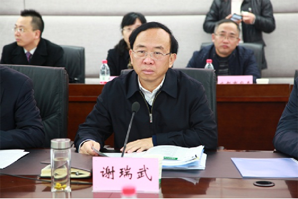 校、区共同打造“环川农大知识经济圈”